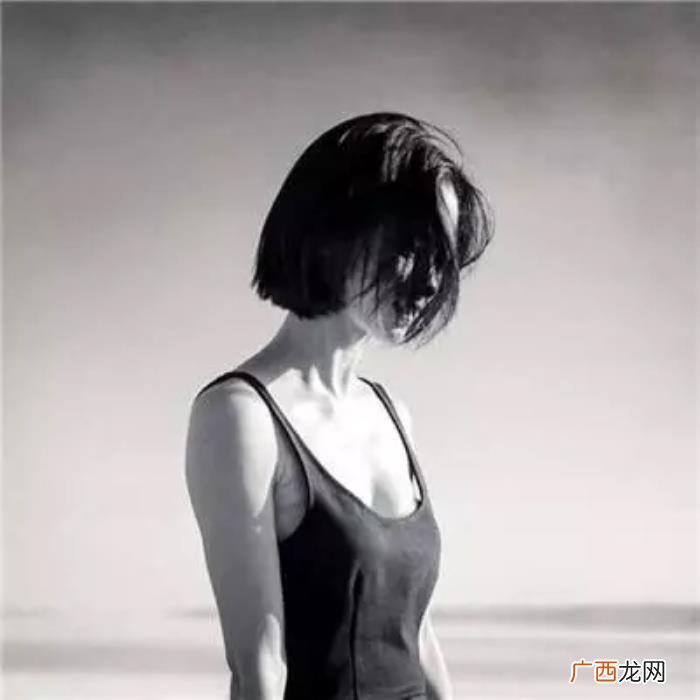适合自己伤感流泪签名句子 伤感的签名