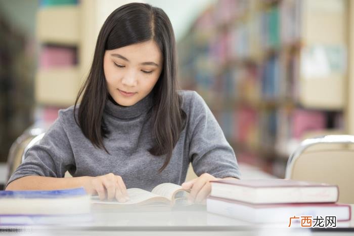 30年婚姻遭遇13年的反复出轨 三十几年婚姻发现出轨