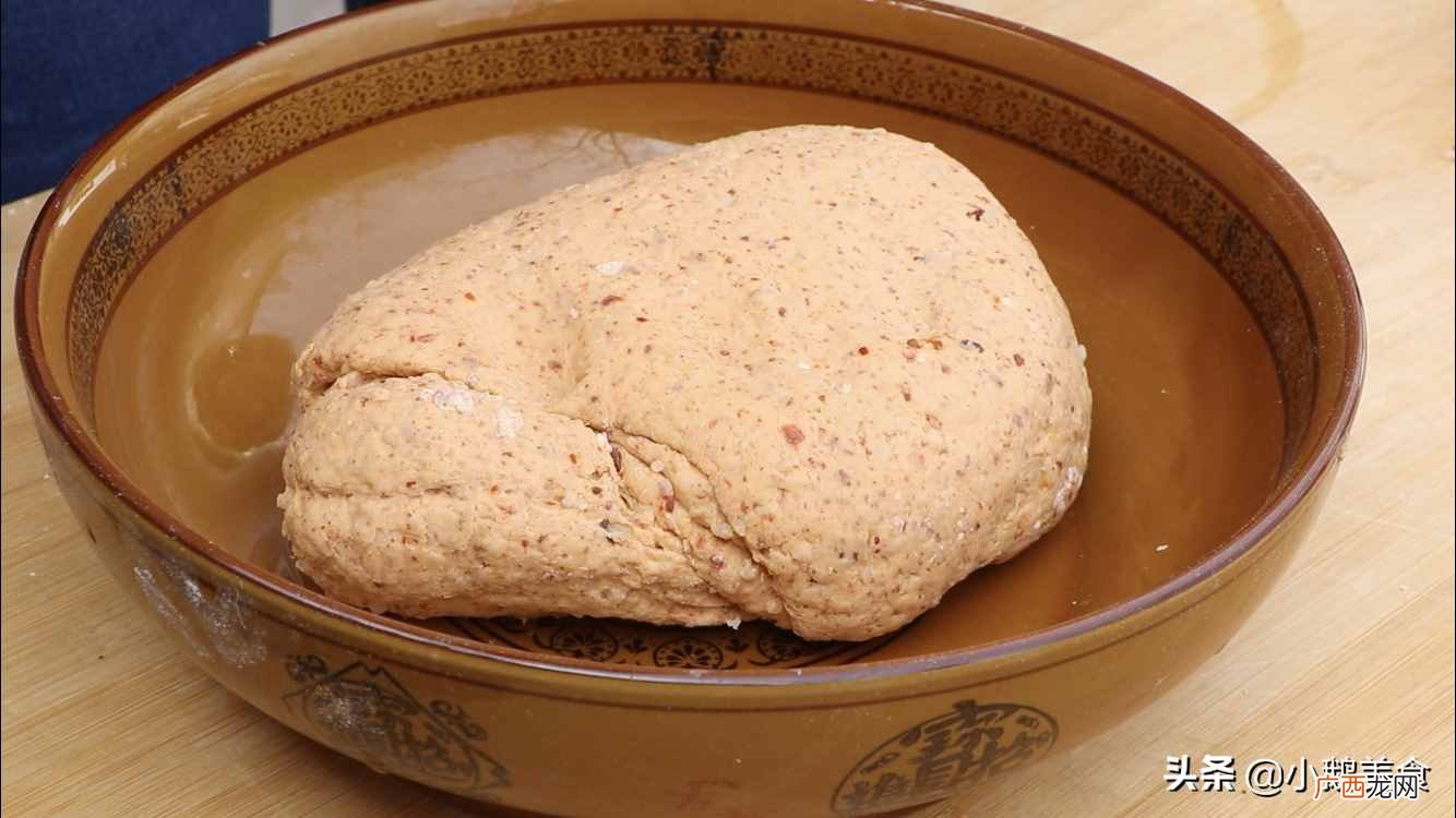 辣条怎么做家庭做法?别再买辣条了,教你自制辣条