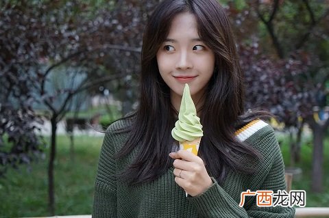 女生默认你可以睡她的行为,只有老实人才看不懂