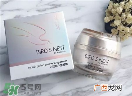 燕窝沁润蜗牛素颜霜怎么用_可以晚上用吗?