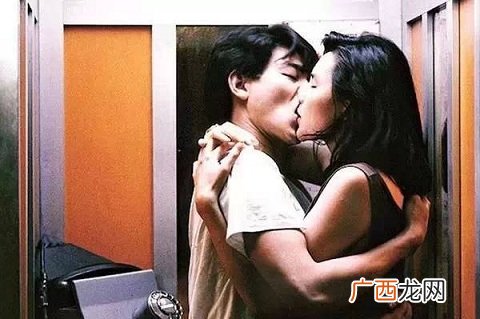 舌吻教程——从法式舌吻到虚空接吻
