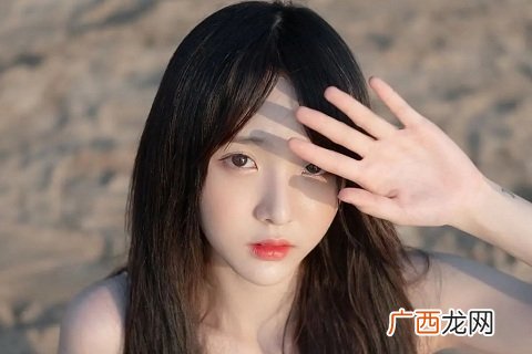 女生索吻的表现，老实人赶紧亲上去吧