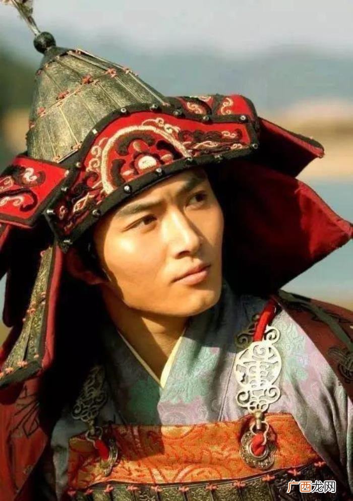 胡歌何润东，胡歌彭于晏何润东主演的热血催泪巨作