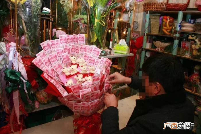 花店必学的分手花束 和男朋友分手了送什么花
