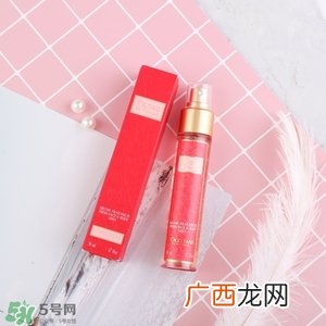 皮肤缺水有哪些症状 补水的护肤品推荐