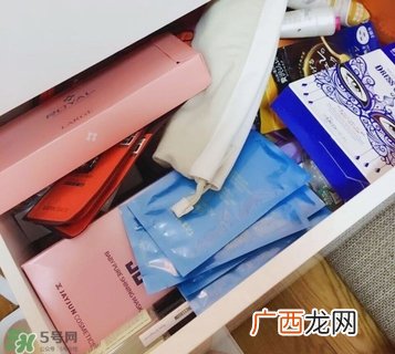 皮肤缺水有哪些症状 补水的护肤品推荐
