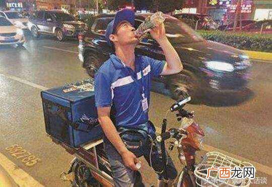 外卖赚钱吗？外卖的送餐员，一单可以挣多少钱
