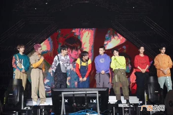 肖战夏之光，肖战夏之光等人却早已走上另一条花路