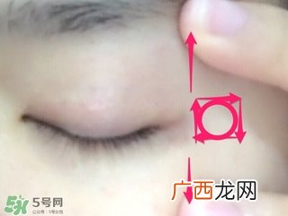 ahc第四代眼霜怎么用 ahc眼霜第四代怎么用