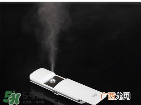 补水仪可以放热水吗?补水仪可以加热水吗?