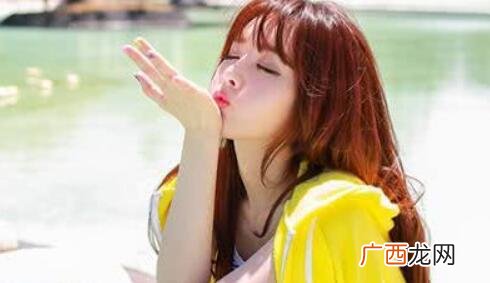 女孩约不出来算拒绝吗？她可能在考察你