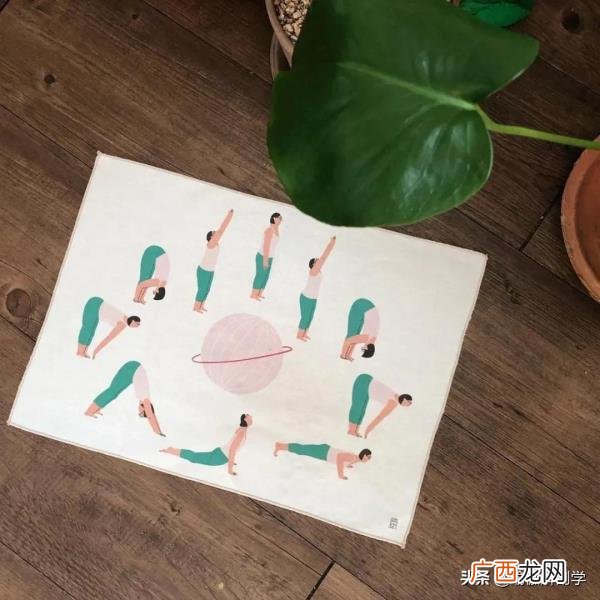 拜日式瑜伽动作要领，一直被我们轻视的瑜伽拜日式