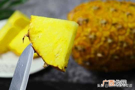 凤梨是菠萝吗？菠萝和凤梨是不是同一种水果？