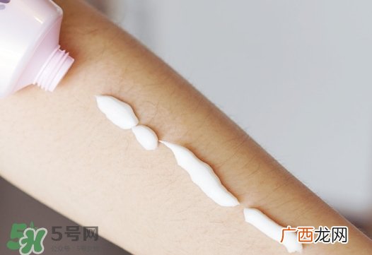 mistine脱毛膏怎么用?mistine脱毛膏使用方法