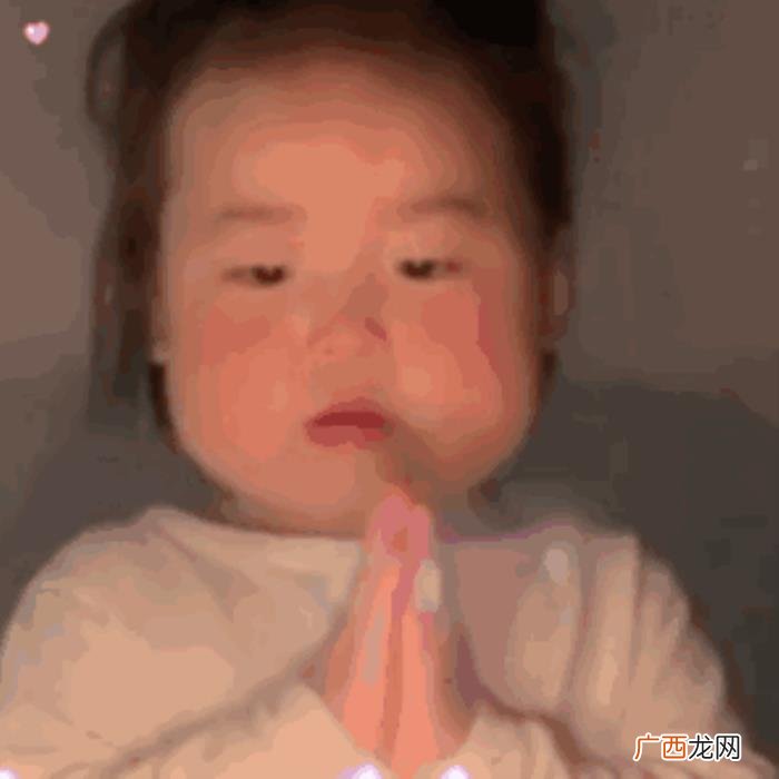 天生黑眼圈，但我的黑眼圈真的是天生的.....
