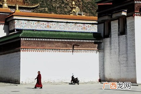 和女朋友五一去哪里玩？