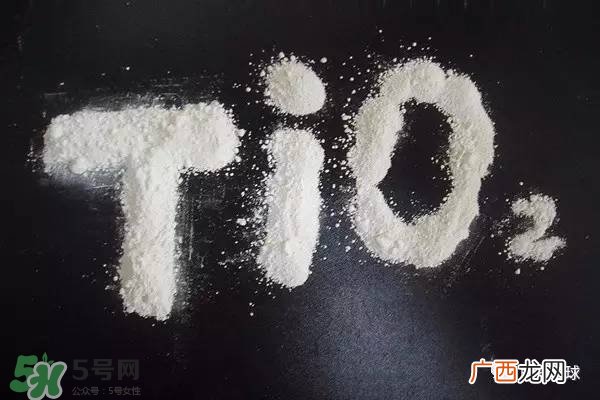 素颜霜需要卸妆吗 素颜霜需要卸妆吗