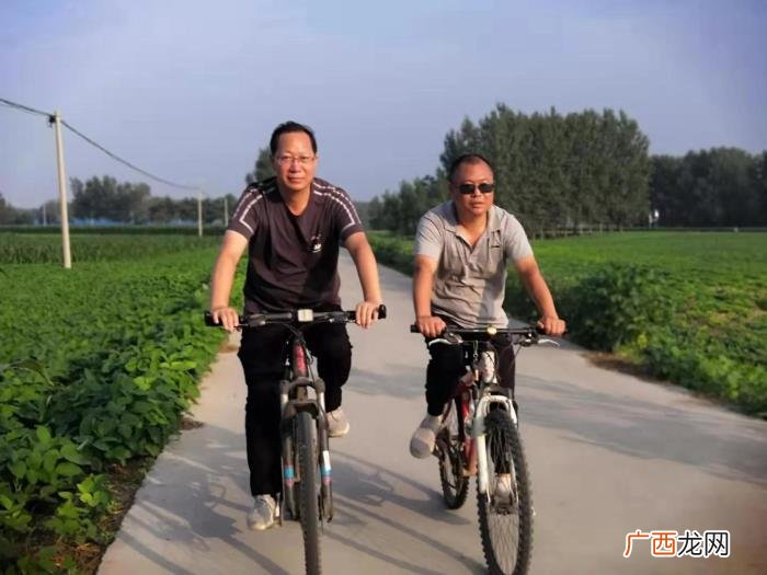 我要像风一样自由是什么歌，我像风一样自由