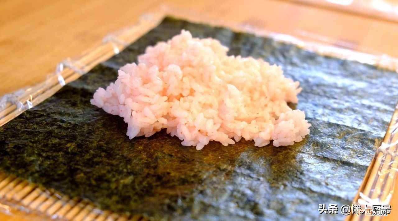 怎样做寿司？寿司的做法其实不难，教你自己做