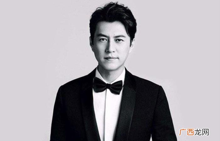 张一山靳东，却像把枷锁封印了靳东张一山的高颜值