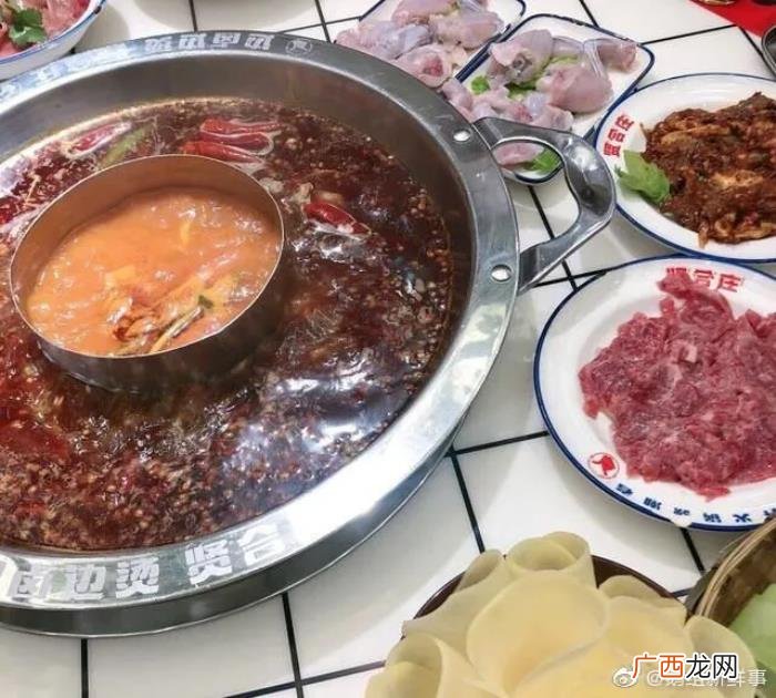 王晓晨陈赫，王晓晨与周婷在陈赫经营的火锅店聚餐