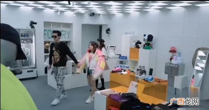 杨颖吴亦凡，原来杨颖竟帮赵今麦挣脱吴亦凡魔爪两次