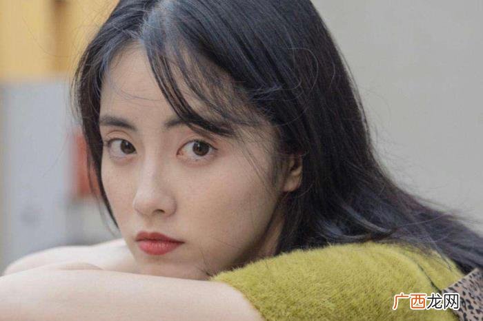吴昕绯闻男，吴昕绯闻男友片场与女演员打情骂俏