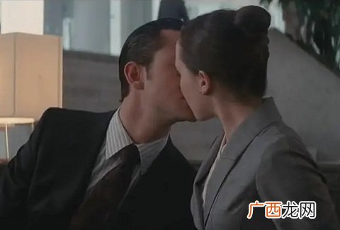 怎么机智地和女孩子身体接触？