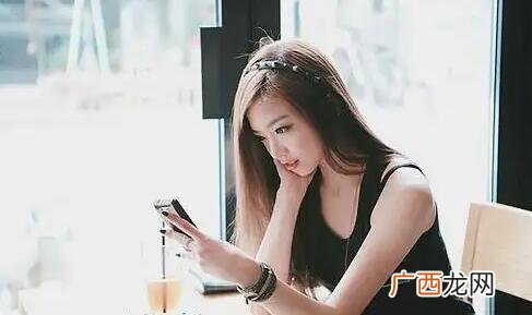 一个女生对你说想找男朋友是什么意思？