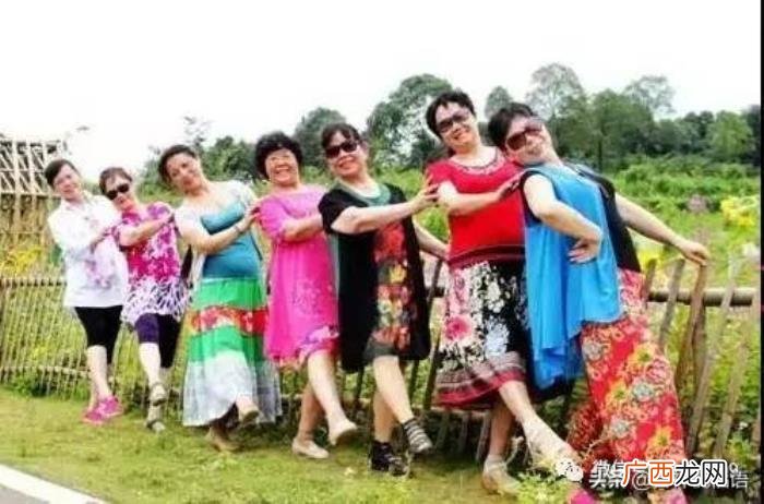 祝群里的好姐妹们天天快乐 姐妹生日祝福语