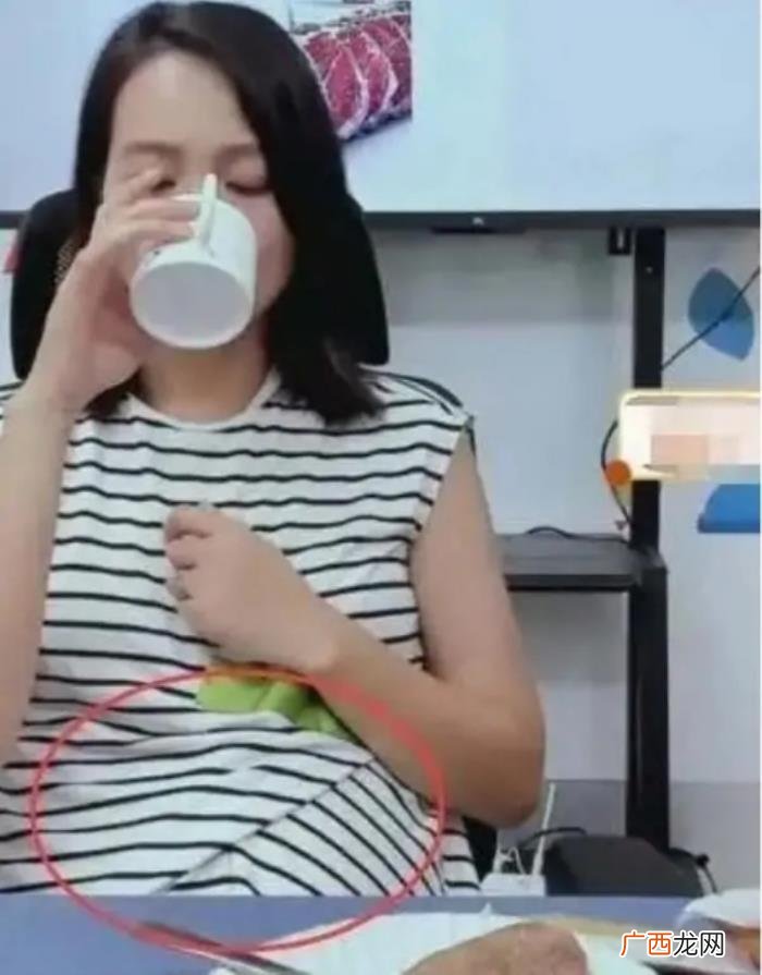 朱丹二胎什么时候生的，朱丹曝二胎出生已一周正母乳喂养