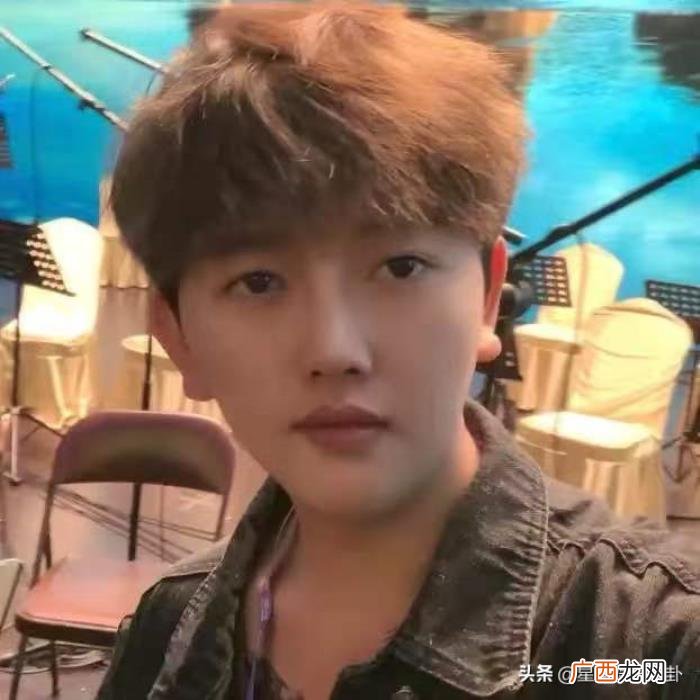 娱乐圈谁追过迪丽热巴，迪丽热巴被富二代求婚三年