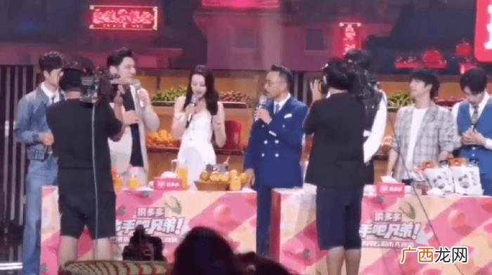 娱乐圈谁追过迪丽热巴，迪丽热巴被富二代求婚三年
