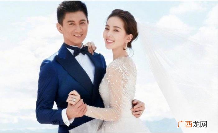 吴奇隆探班，49岁吴奇隆探班小17岁妻子刘诗诗