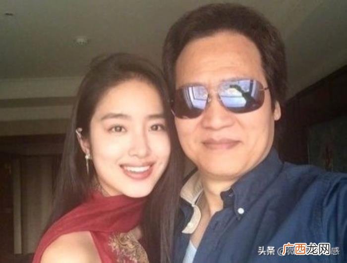 纯洁的女孩，冯小刚口中最纯洁的女孩杨采钰和她跨时代的爱情