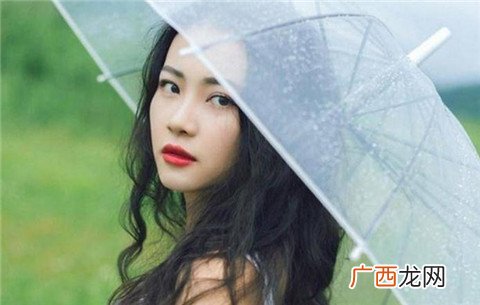 约女生吃饭，她说不确定有没有时间怎么办？