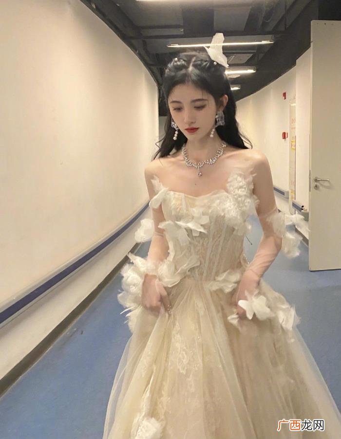 田亮的老婆不是叶一茜吗，田亮老婆叶一茜又美出圈了