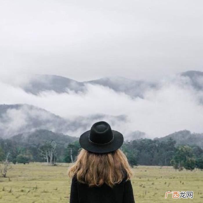 无奈心痛想哭的伤感句子 心里难受又无奈的句子