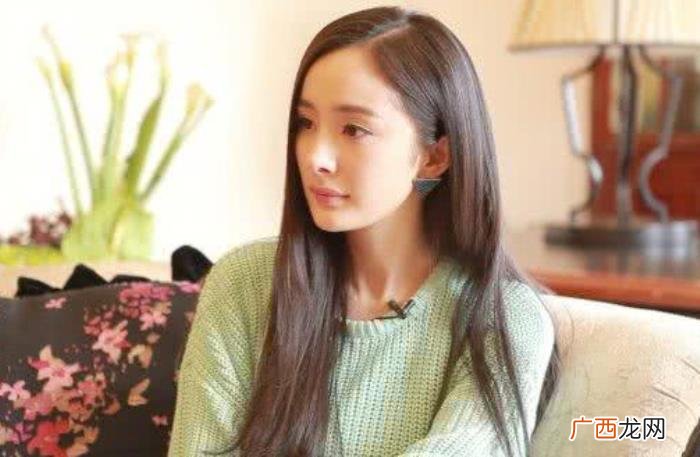唐嫣张艺兴，张艺兴可以说是一位标准的唐嫣小迷弟了
