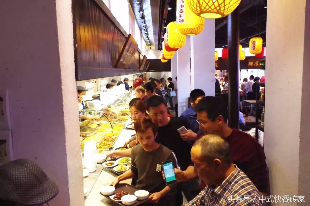 快餐赚钱吗?现在开中式快餐店还赚钱吗?