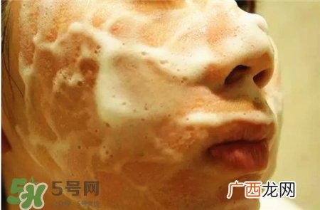 多芬慕斯洗面奶怎么样?多芬洁面慕斯成分