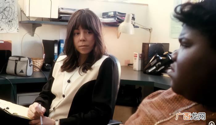 小学生怀孕生孩子,小学生就要生孩子