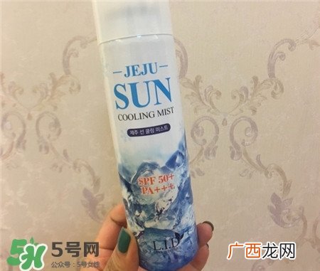 loveindesert冰感水晶防晒喷雾怎么用_使用方法