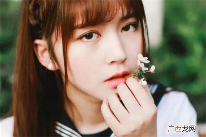 跟女生聊天聊什么话题 跟女孩子聊天怎么聊出感情