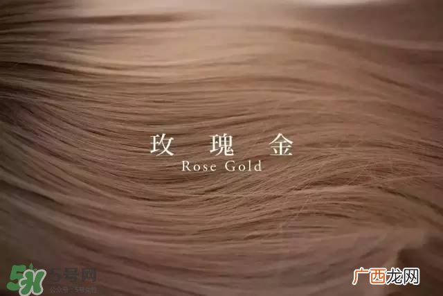夏天头发染什么颜色好看 夏天染什么颜色的头发好看
