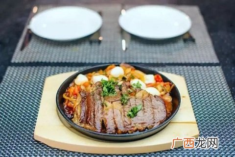 第一次约会晚餐吃什么？晚餐约会必备攻略