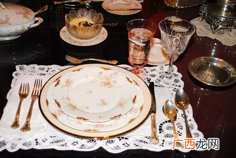 第一次约会晚餐吃什么？晚餐约会必备攻略