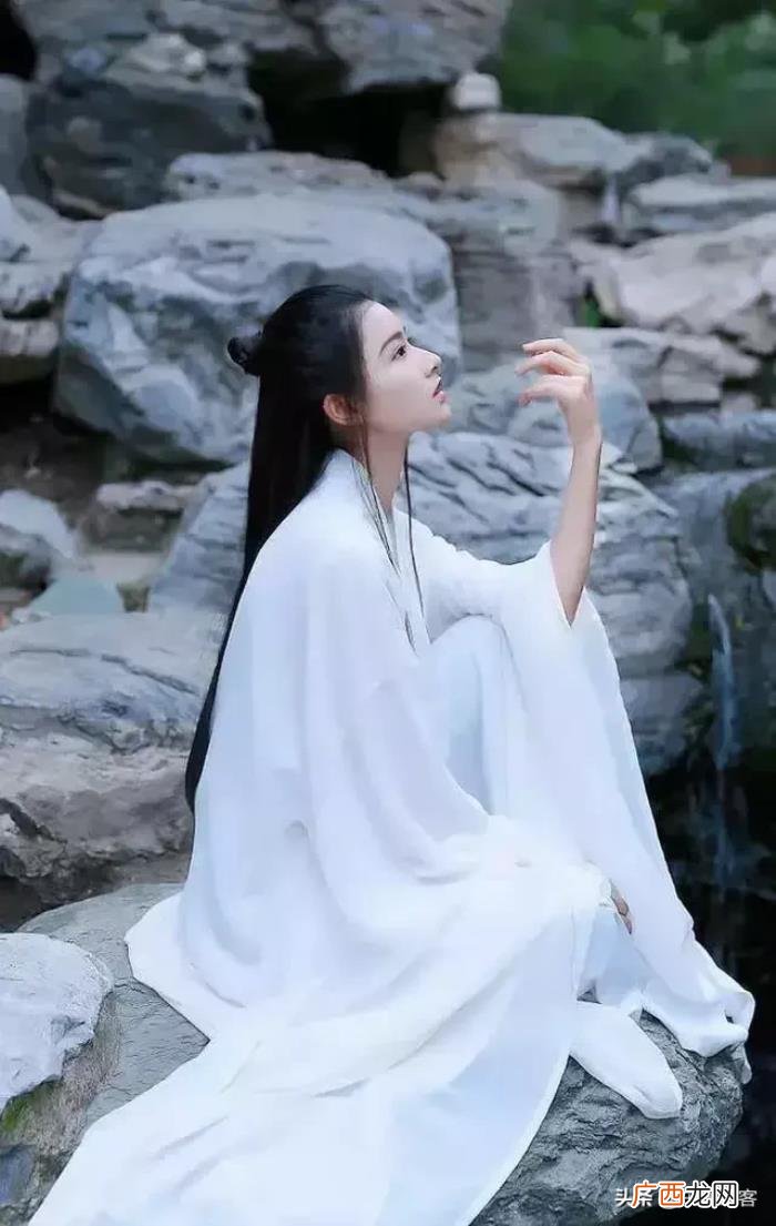 24句情义满满的句子 形容朋友感情深的句子