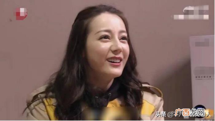 迪丽热巴出道几周年了，迪丽热巴颜值回春